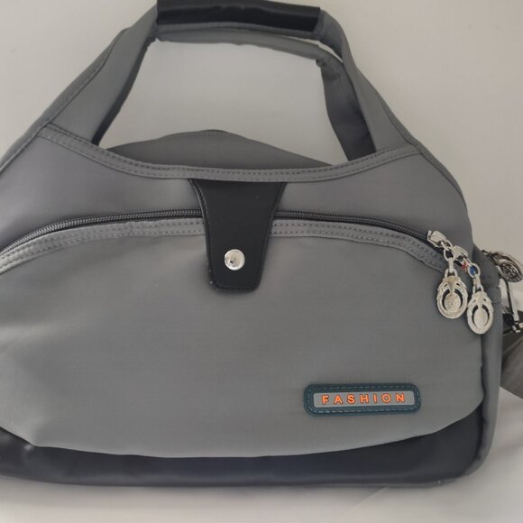NWT Nineteen O.5 Anti-theft Sporty Hand Bag Multiple Sections Nylon Gray Color - Picture 10 of 16